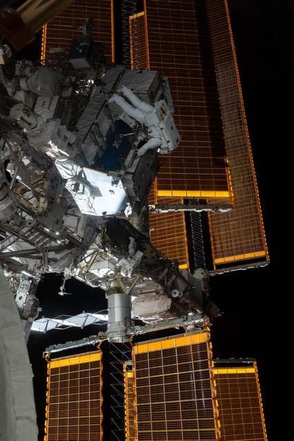 NASA image: iss059e002127