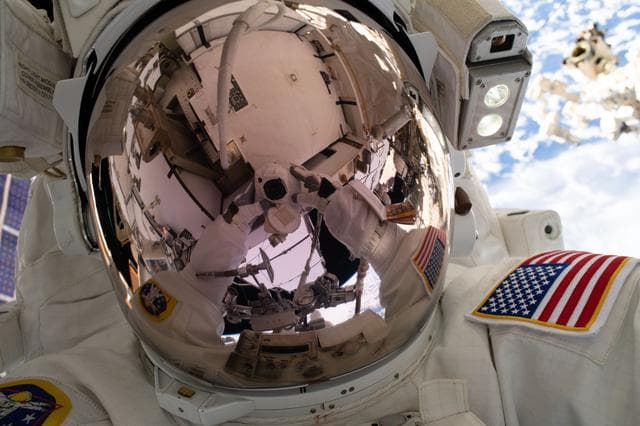 NASA image: iss059e002710