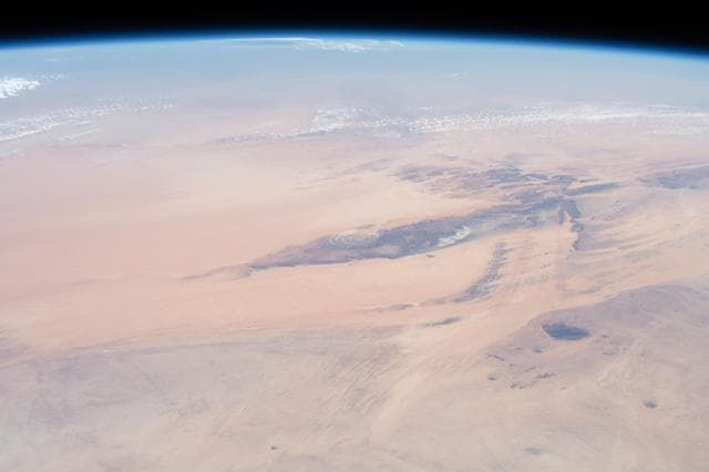NASA image: iss059e027887