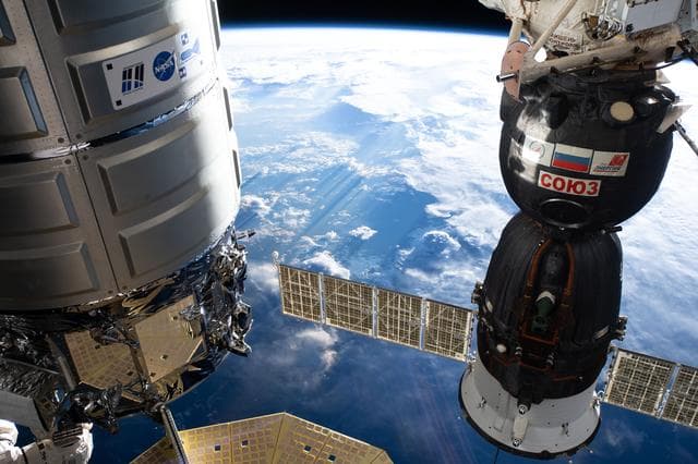 NASA image: iss059e027977