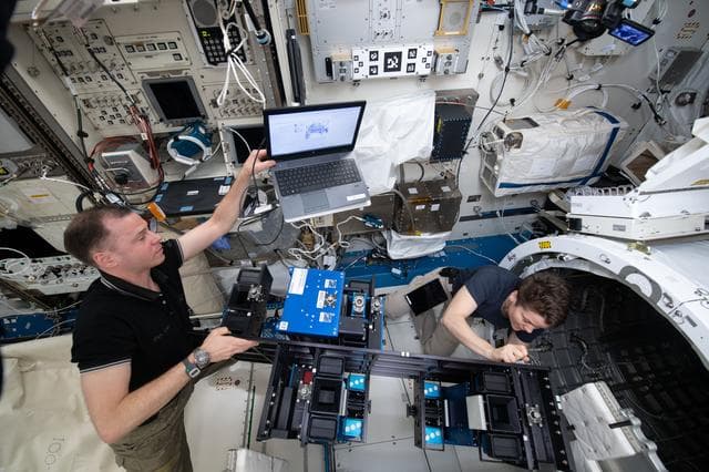 NASA image: iss059e034507
