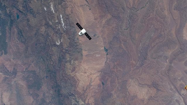 NASA image: iss059e043281