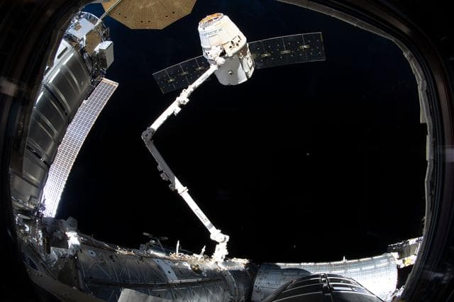 NASA image: iss059e089342
