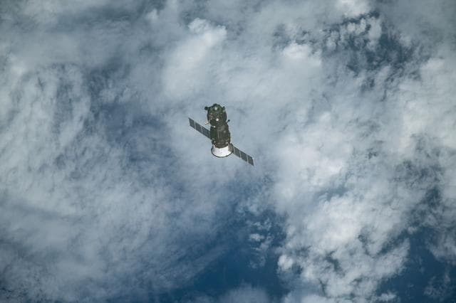 NASA image: iss059e122506