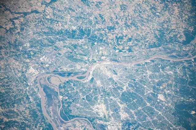 NASA image: iss060e000556