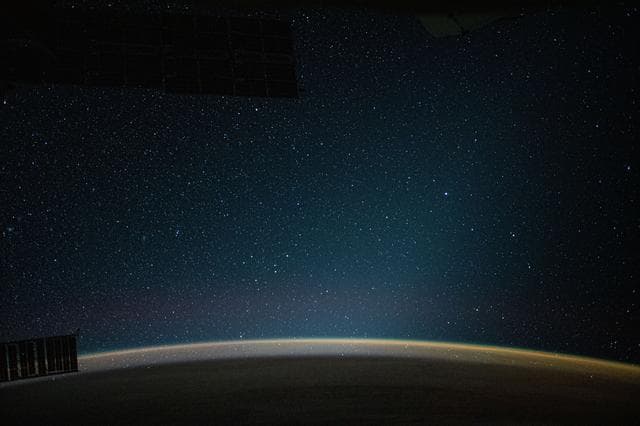 NASA image: iss060e002044