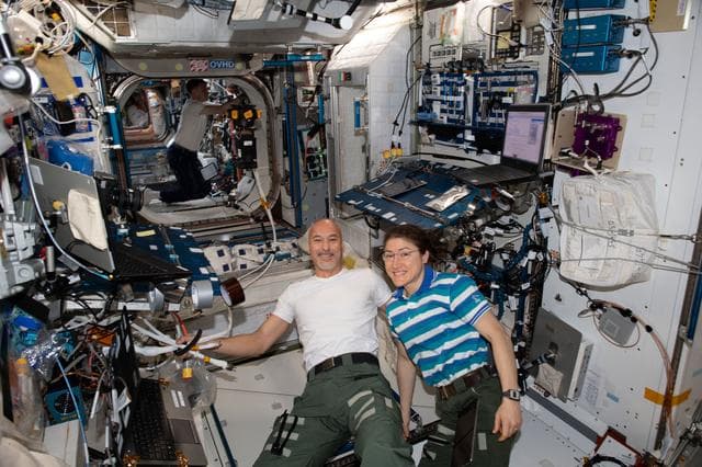 NASA image: iss060e014372