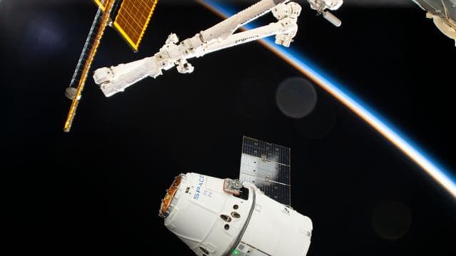 NASA image: iss060e014978