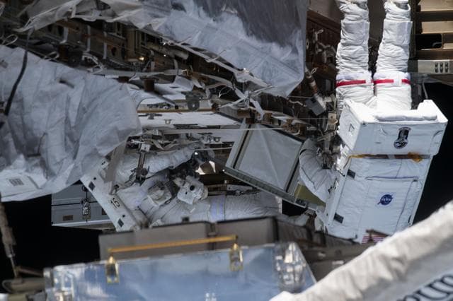 NASA image: iss061e001727