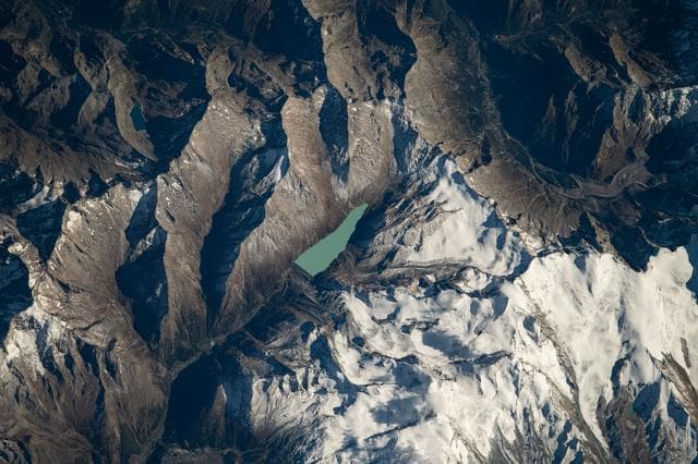 NASA image: iss061e004462