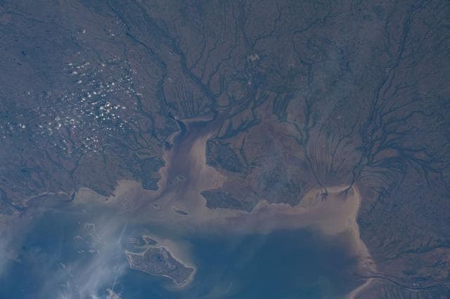 NASA image: iss061e004579