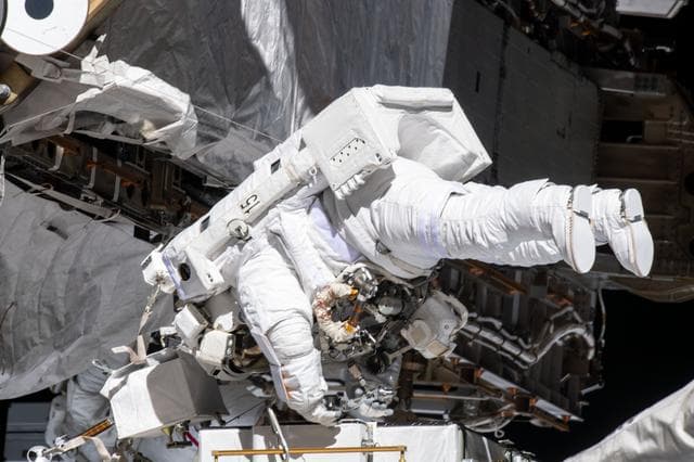NASA image: iss061e005311