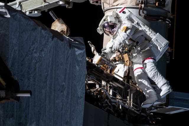 NASA image: iss061e005428
