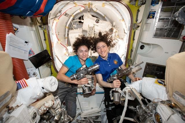 NASA image: iss061e006501
