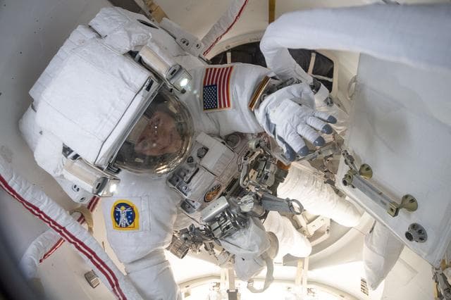 NASA image: iss061e007080