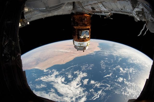 NASA image: iss061e012184