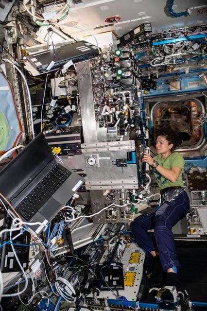 NASA image: iss061e013309