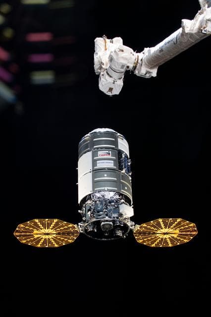 NASA image: iss061e027734