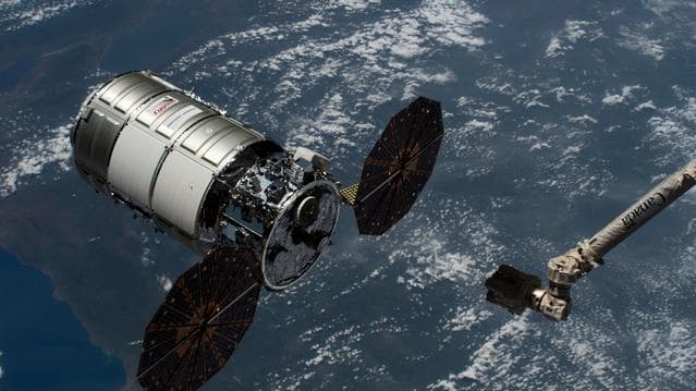 NASA image: iss061e028279