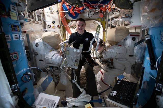 NASA image: iss061e034867