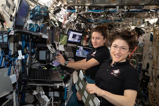 NASA image: iss061e045472
