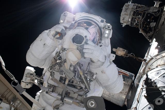 NASA image: iss061e058778