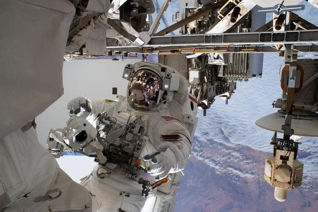 NASA image: iss061e143733