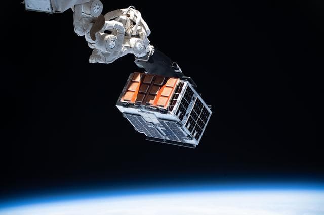 NASA image: iss061e148301