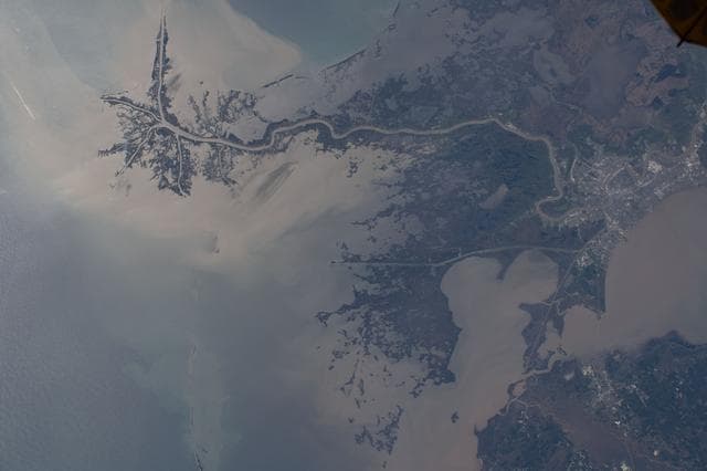 NASA image: iss062e069355