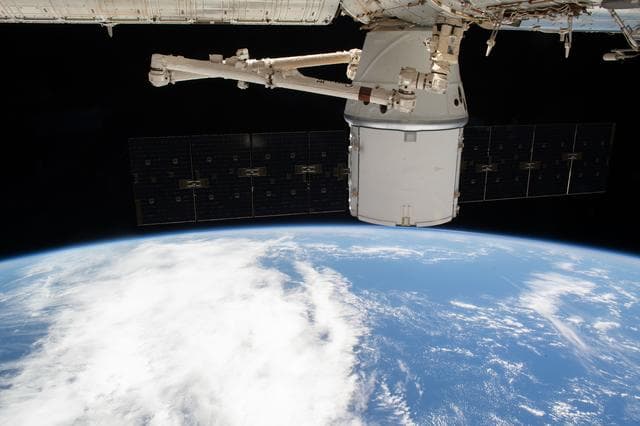 NASA image: iss062e087334