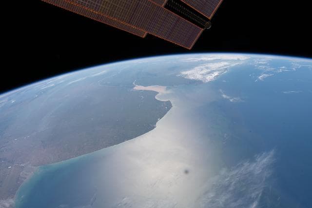 NASA image: iss062e105694