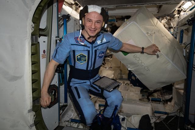 NASA image: iss062e118439