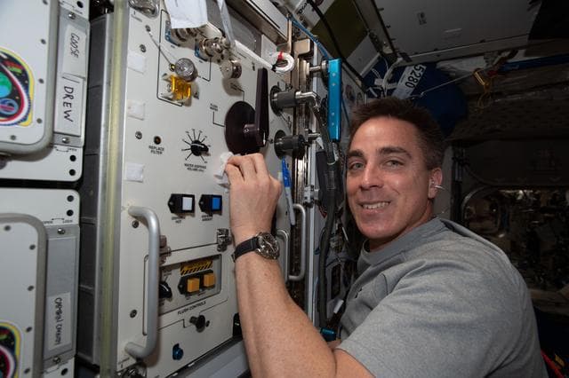 NASA image: iss063e004846