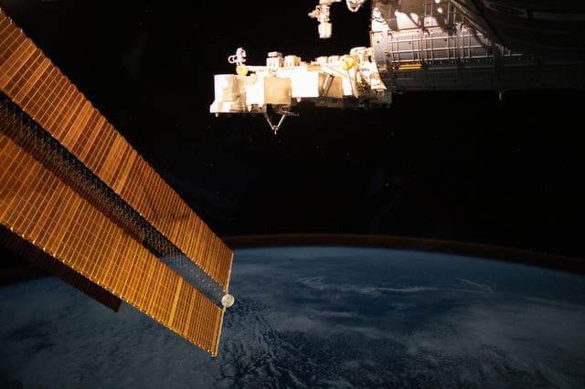 NASA image: iss063e006674
