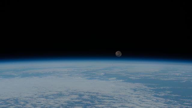 NASA image: iss063e025498