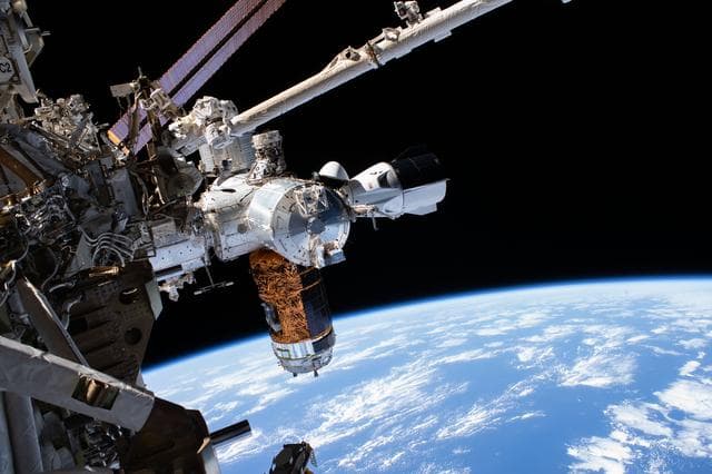 NASA image: iss063e034054
