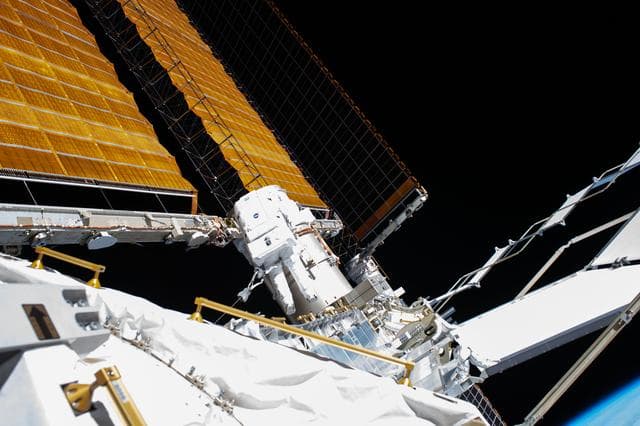 NASA image: iss063e034124
