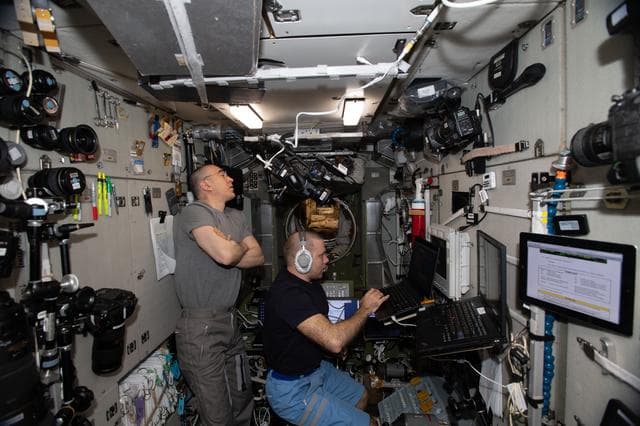 NASA image: ISS Emergency Descent OBT