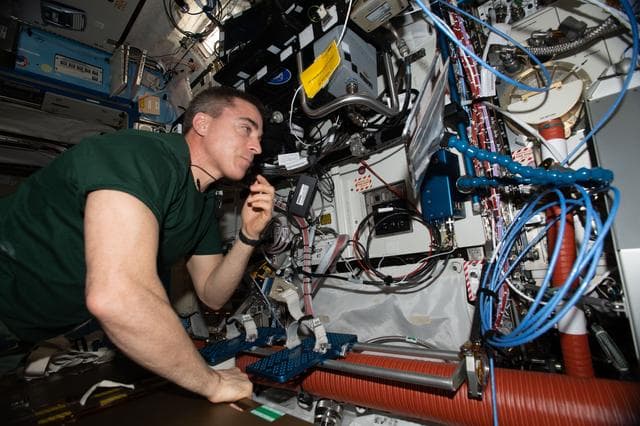 NASA image: IFM Lab AVU HDD R&R