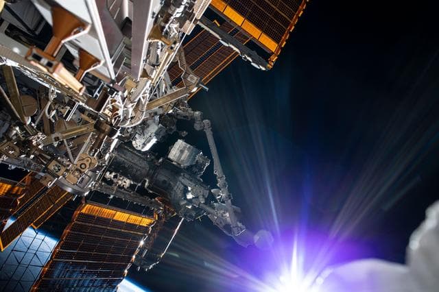 NASA image: iss063e052534