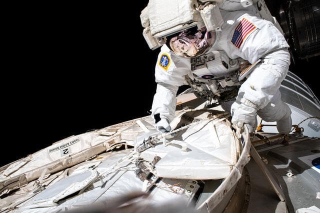 NASA image: iss063e052607