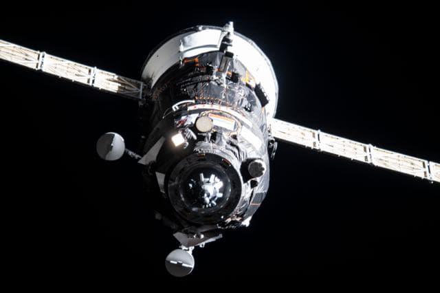 NASA image: iss063e054160