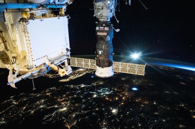 NASA image: iss063e058352