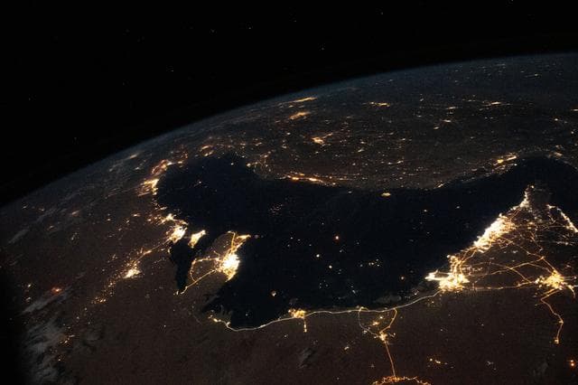 NASA image: iss063e081262