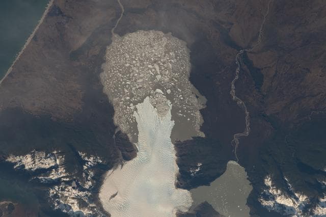 NASA image: iss063e081907