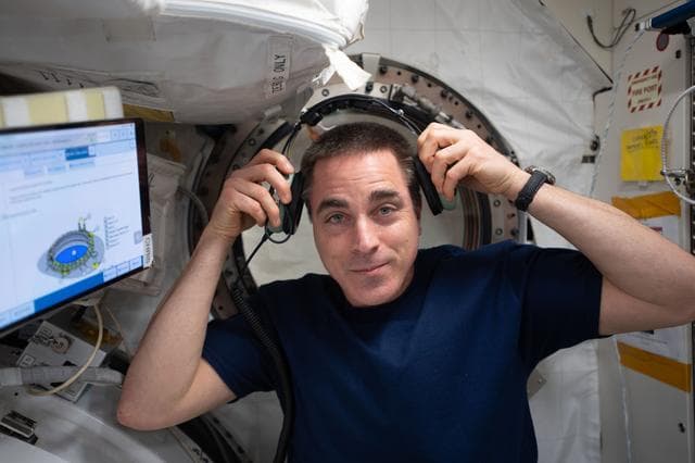 NASA image: iss063e094270