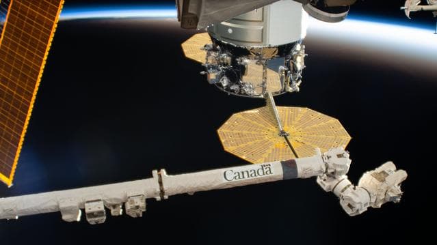 NASA image: Northrop Grumman Cygnus and SSRMS by EHDC2