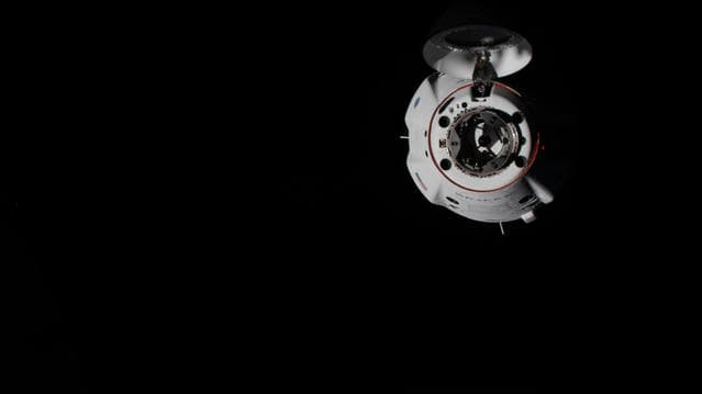 NASA image: SpaceX Crew-1 on approach to the ISS