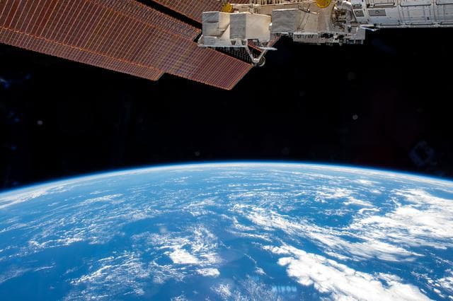 NASA image: iss064e005537