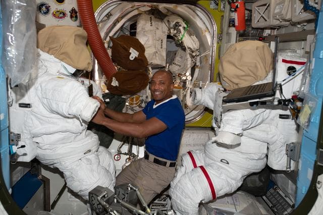 NASA image: iss064e009917